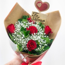 Buquê Rosas Plaquinha Kraft: Amor Paixão Delicadeza Presente Único!